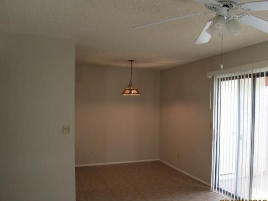 17225 N 16th St #10 - Photo 2 of 8