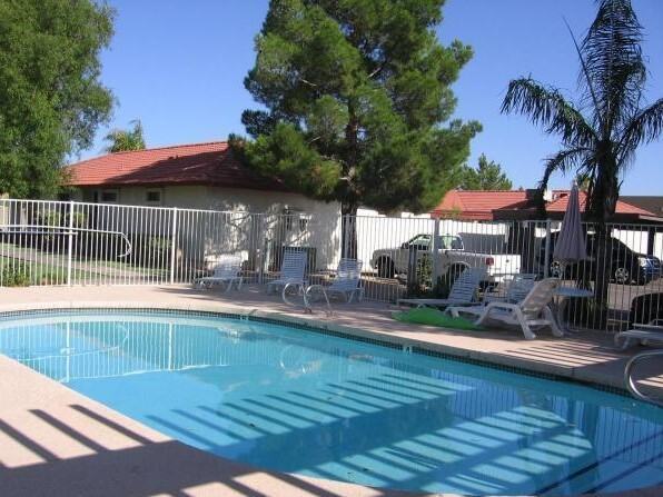 17225 N 16th St #10 - Photo 3 of 8