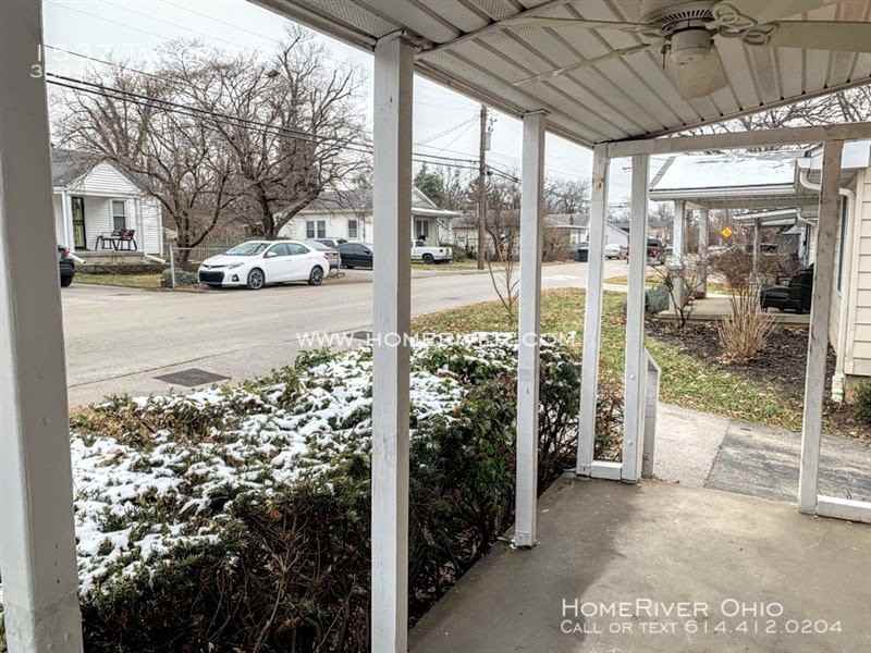 1537 Taylor Ave - Photo 3 of 24