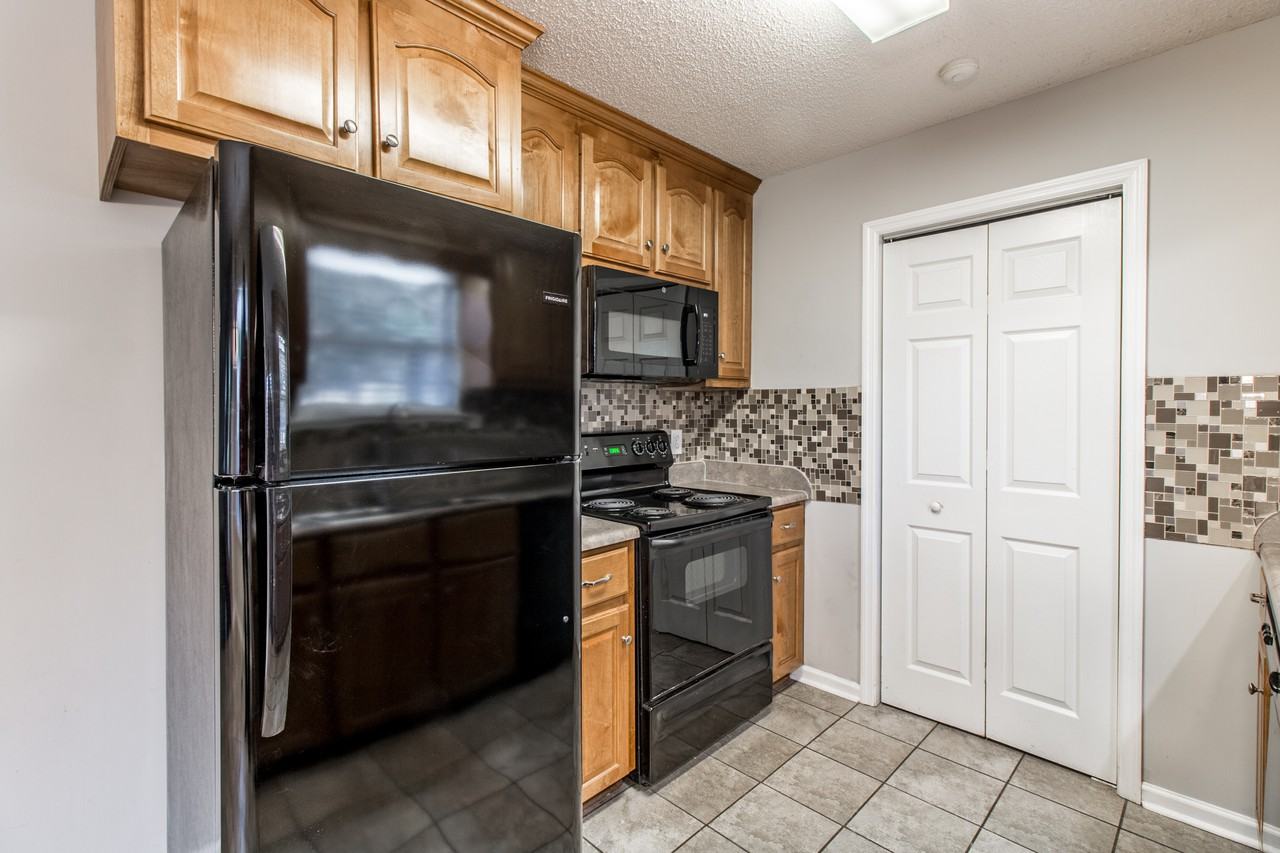 123 Ann Bradley Dr #1 - Photo 5 of 10