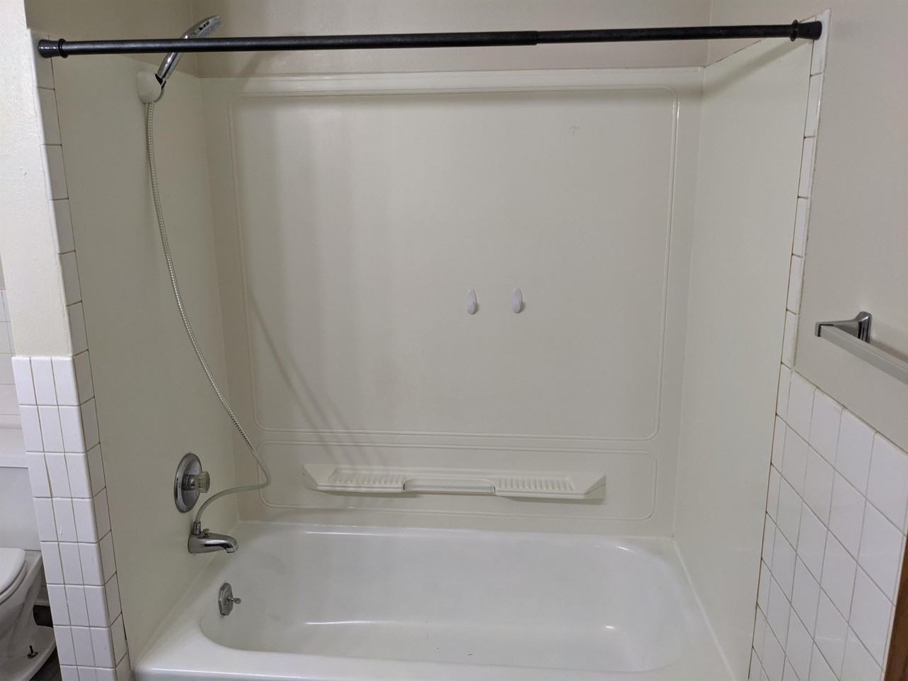 302 1st St Se #1 - Photo 7 of 10