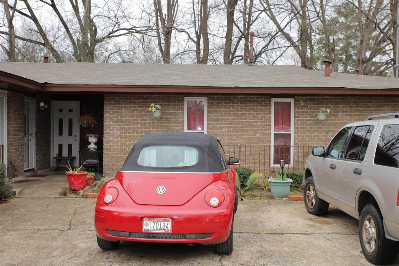 1842 Coral Ln #3 - Photo 3 of 12