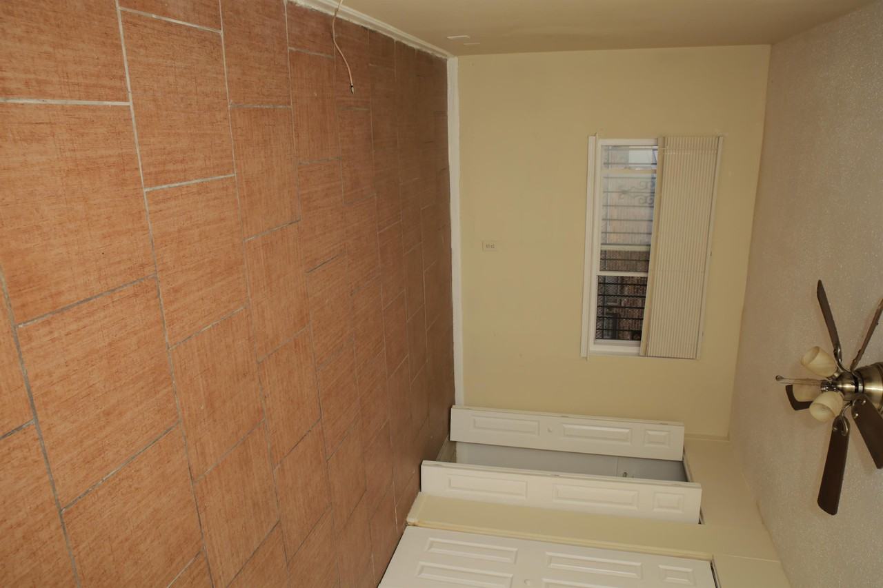 1842 Coral Ln #3 - Photo 6 of 12