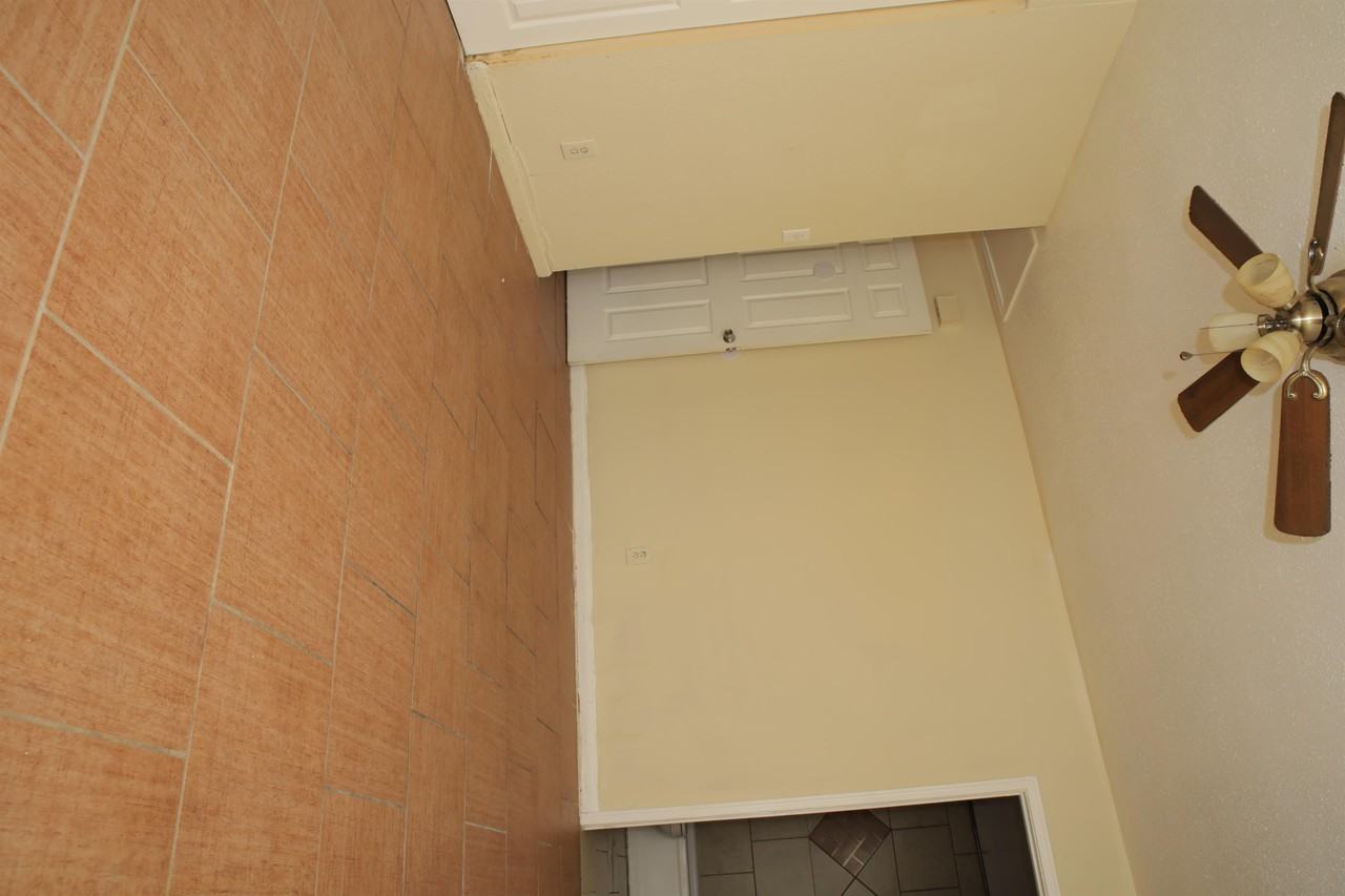 1842 Coral Ln #3 - Photo 7 of 12