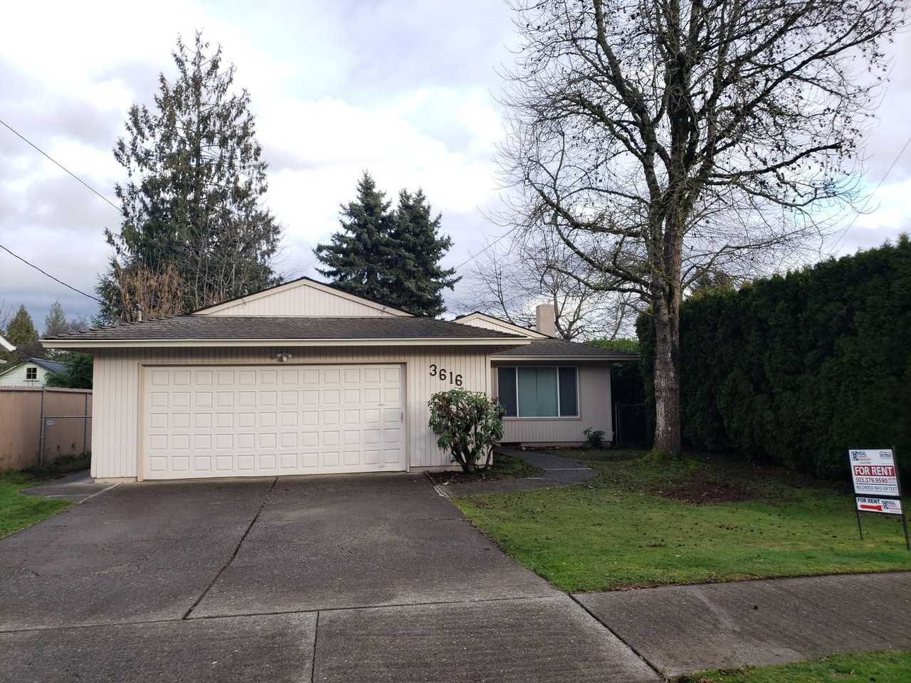 3616 Se 77th Ave - Photo 2 of 20