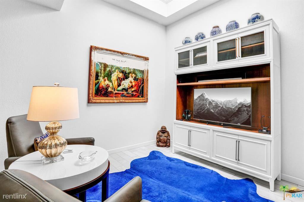 1473 E Amado Rd - Photo 2 of 6