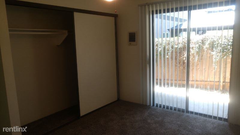 1141 Persimmon Ave - Photo 3 of 16