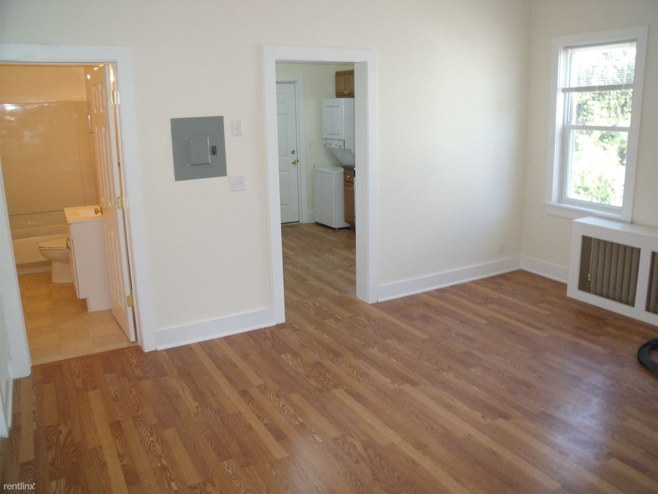 East Putnam Avenue - Photo 3 of 4