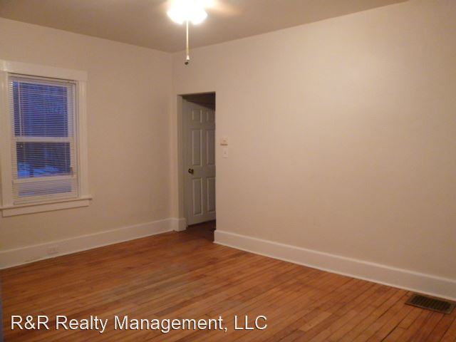 1-11 D Street - Photo 2 of 8