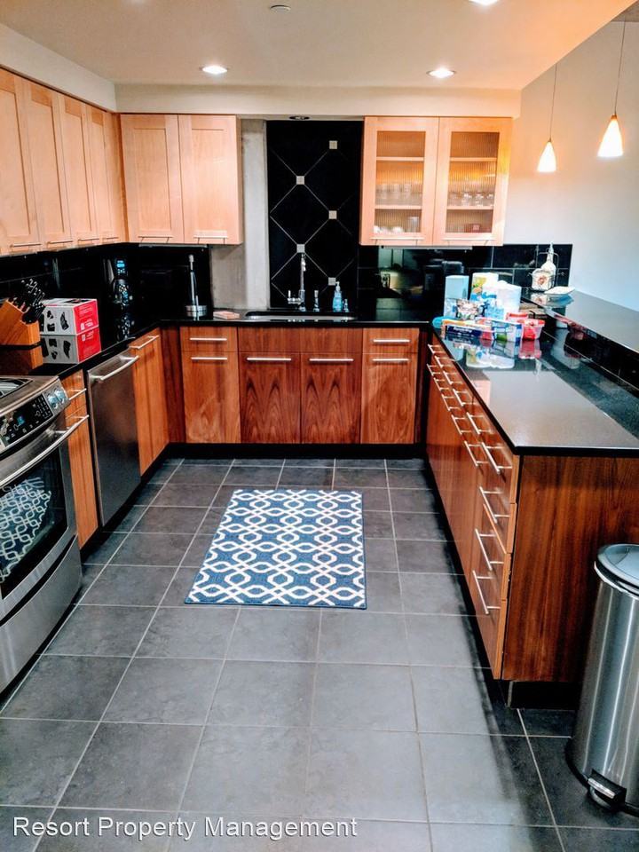 1950 W Bellerive Ln #203 - Photo 3 of 17