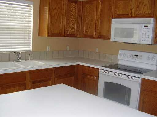 7540 Merchantville Cir - Photo 2 of 9