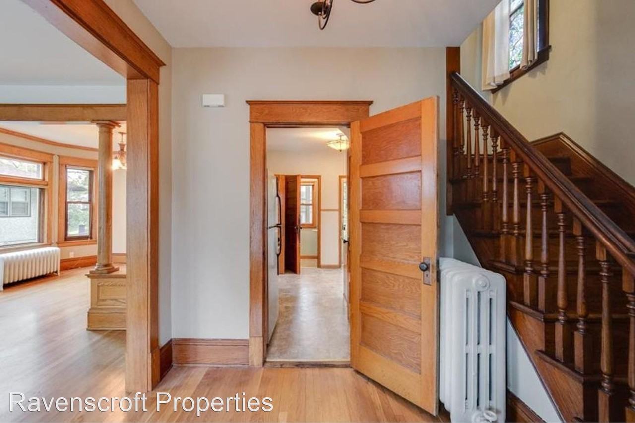 340 5th Ave S - Photo 2 of 41