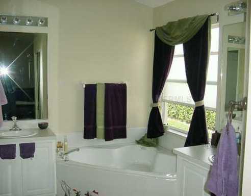 7347 Fulcrum Ave - Photo 3 of 6