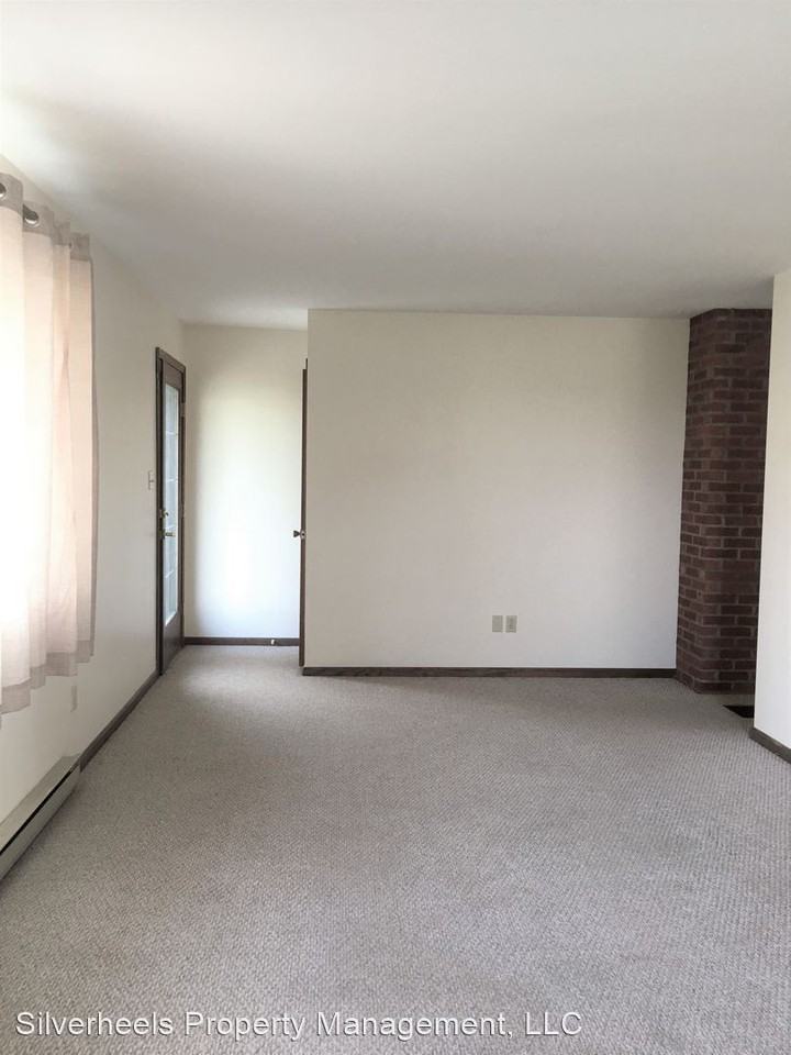 911 State Route 83 - Photo 3 of 19