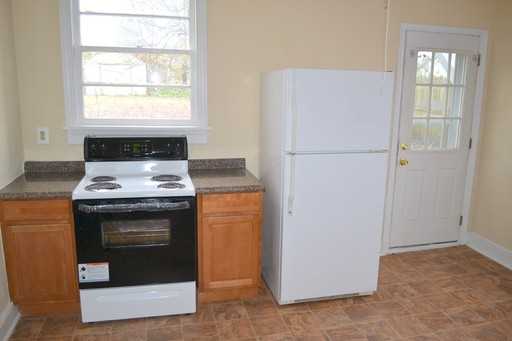225 N Ivy Ave - Photo 2 of 9
