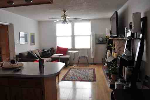 122 Maple St NE - Photo 2 of 15