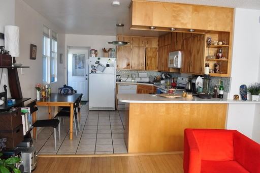 122 Maple St NE - Photo 3 of 15