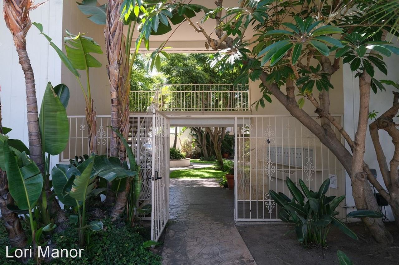 1012-1028 A Avenue - Photo 3 of 14