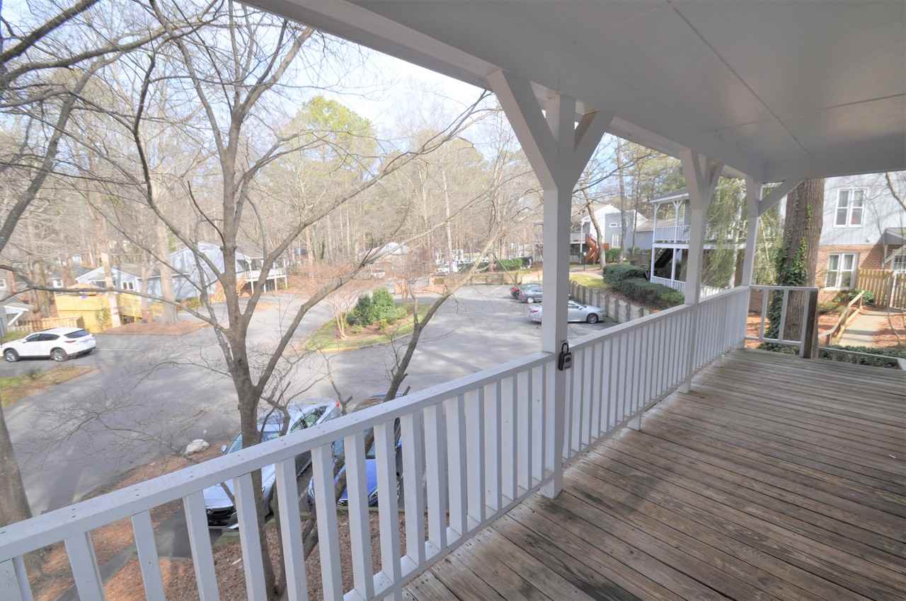 102 Carmichael Ct - Photo 3 of 26