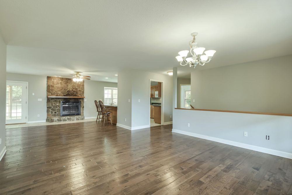 3001 Unitia Rd - Photo 2 of 26