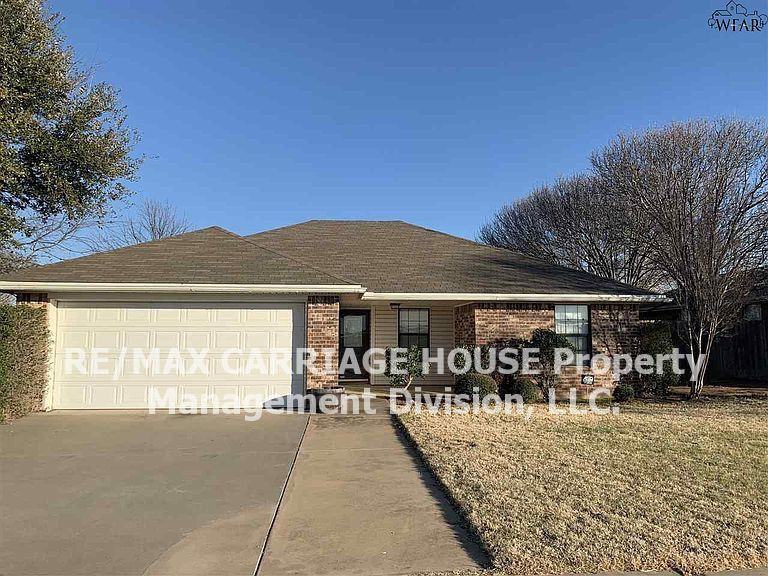 5227 Henry S Grace Fwy - Photo 2 of 13