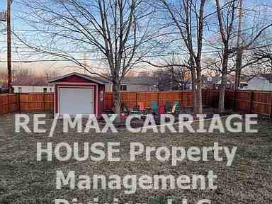 7541 Marty St - Photo 3 of 12