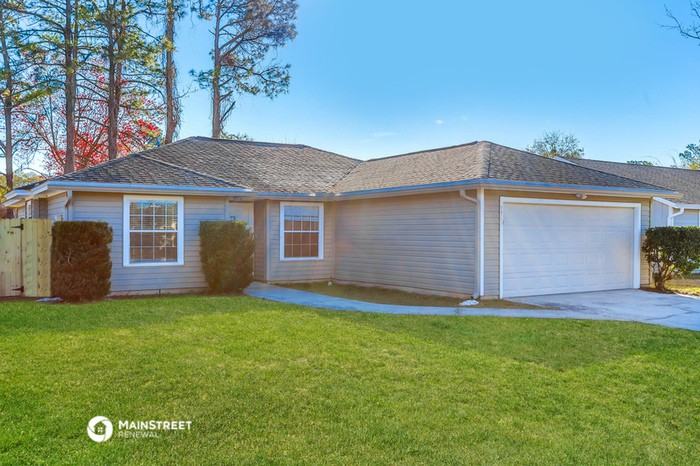 7767 Pikes Peak Dr - Photo 3 of 16