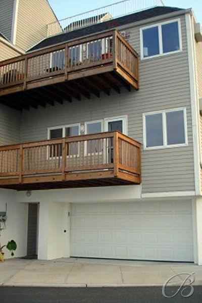 250 Bowne St #B - Photo 3 of 8