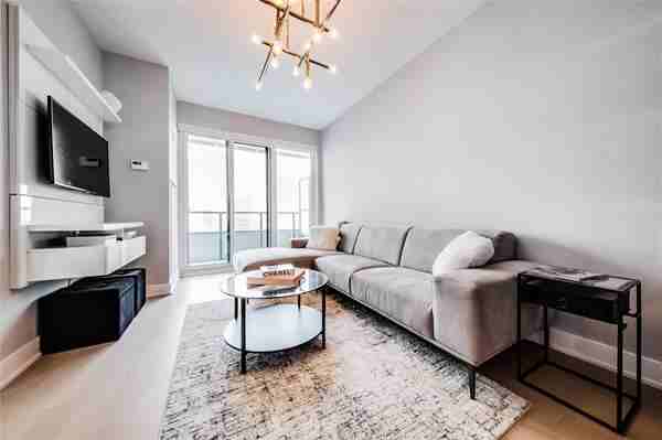 20 Shore Breeze Drive #3705