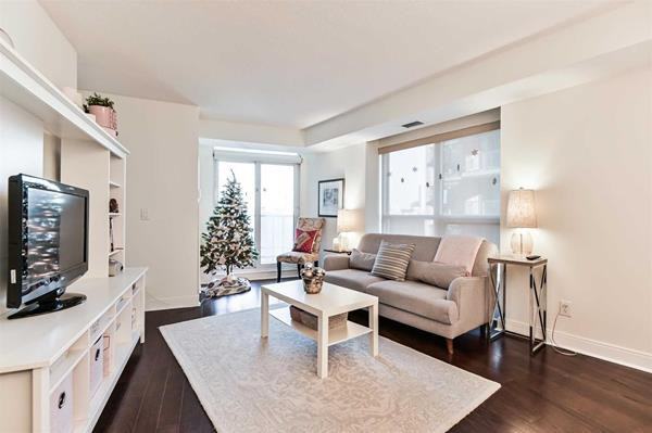 20 Shore Breeze Drive #909