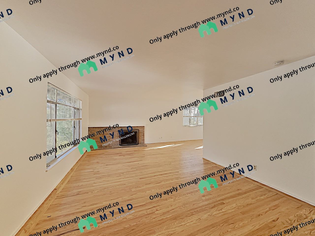 32039 Bernice Way - Photo 2 of 18