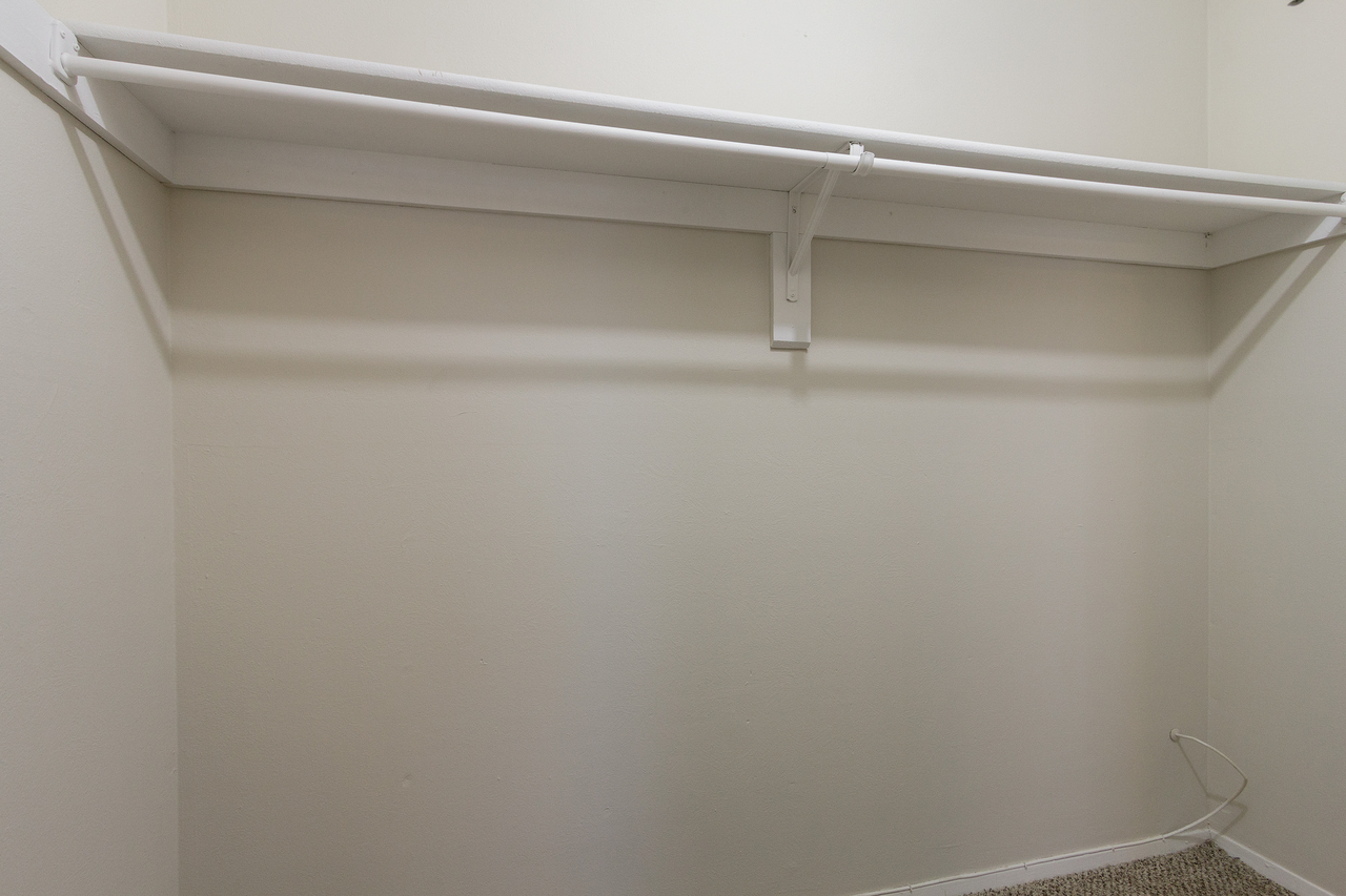 Kingswood Apartments {20220110} - Photo 4 of 6