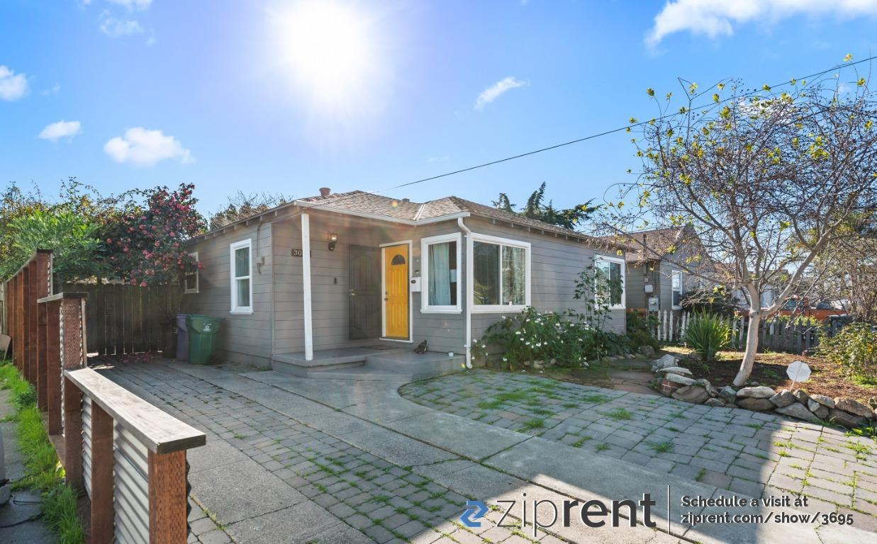 3062 Rollingwood Dr - Photo 2 of 18