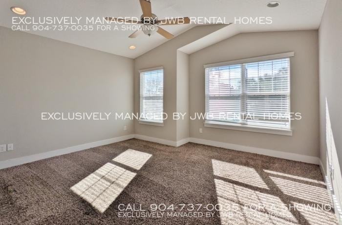 629 2nd Ave S - Photo 3 of 6