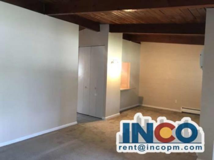 6081 S Sterne Pkwy - Photo 2 of 11