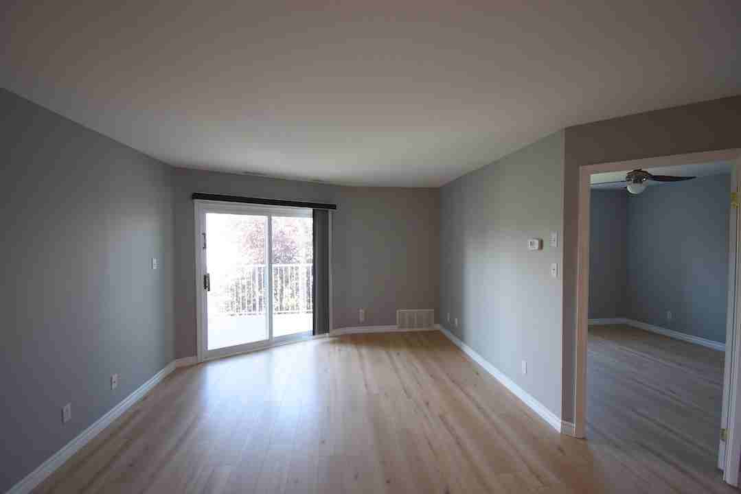 2592 Pillette Rd Apartments in Fontainbleu, Windsor, ON N8T 3R5 Zumper