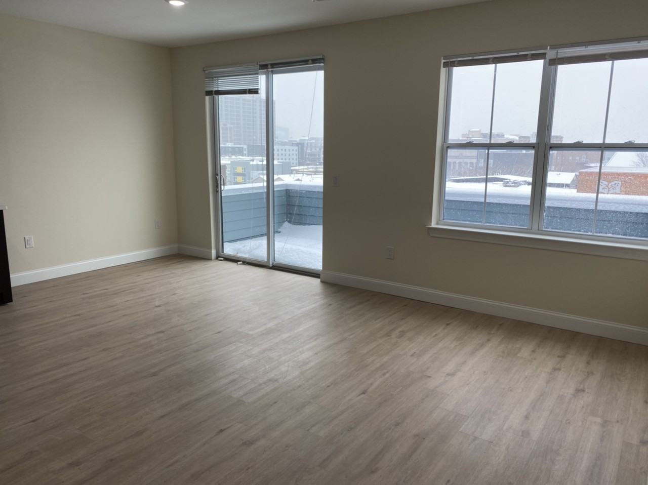 493 Washington St - Photo 3 of 14