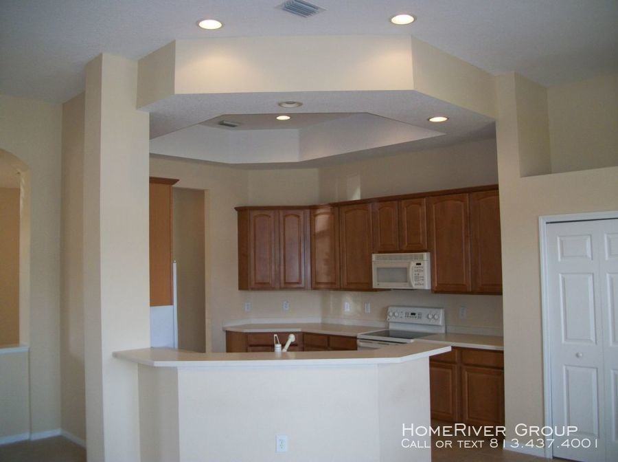 2010 Tarragon Ln - Photo 2 of 18