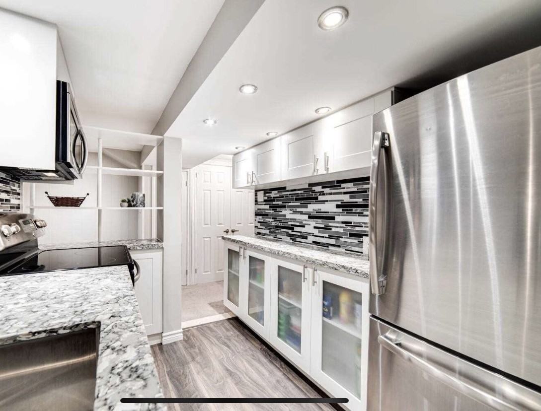 953 Vistula Drive - Photo 2 of 8