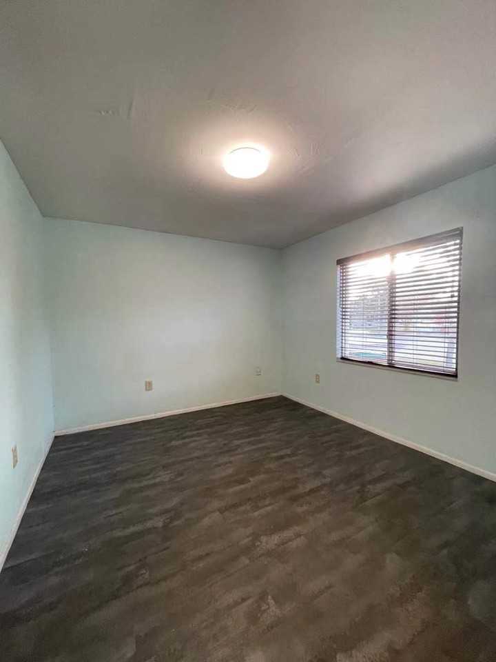 2733 Coral Reef Drive - 1 #1 - Photo 7 of 9