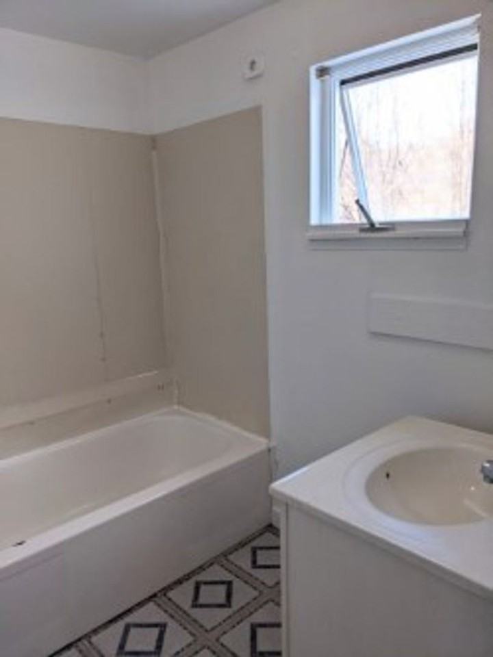 116 Rudolph Place 118 Rudolph Place Apartments in Apollo, PA 15613