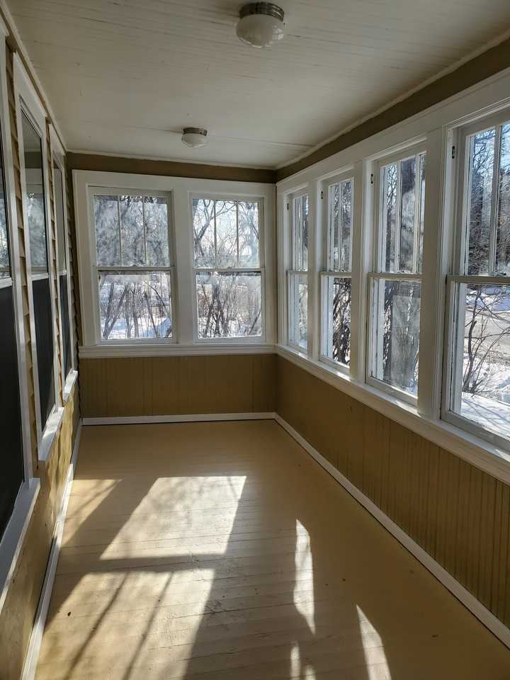 2707 Marshall St Ne - Photo 3 of 14