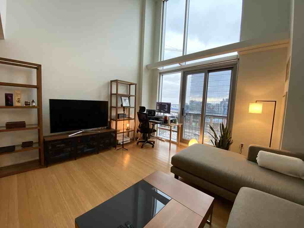 1 Earhart St Unit 714
