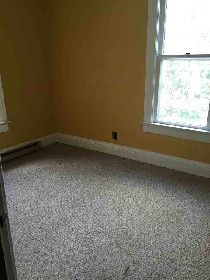 712 Pearl Avenue - Photo 7 of 10