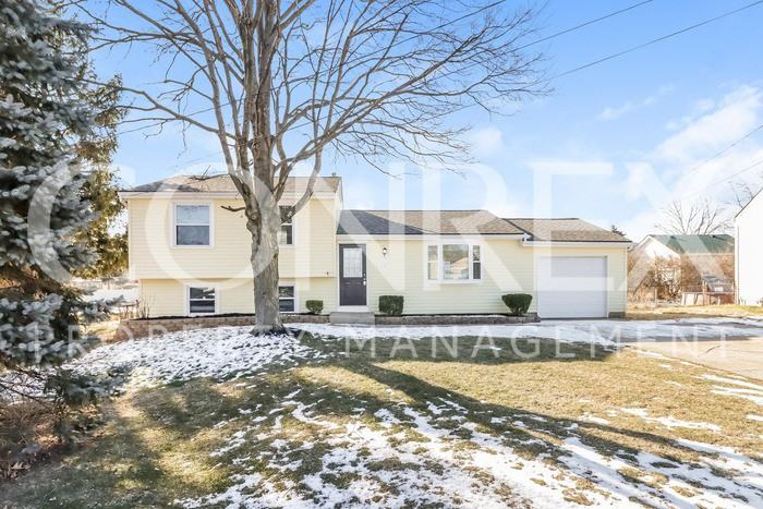 2702 Overdale Dr - Photo 2 of 13