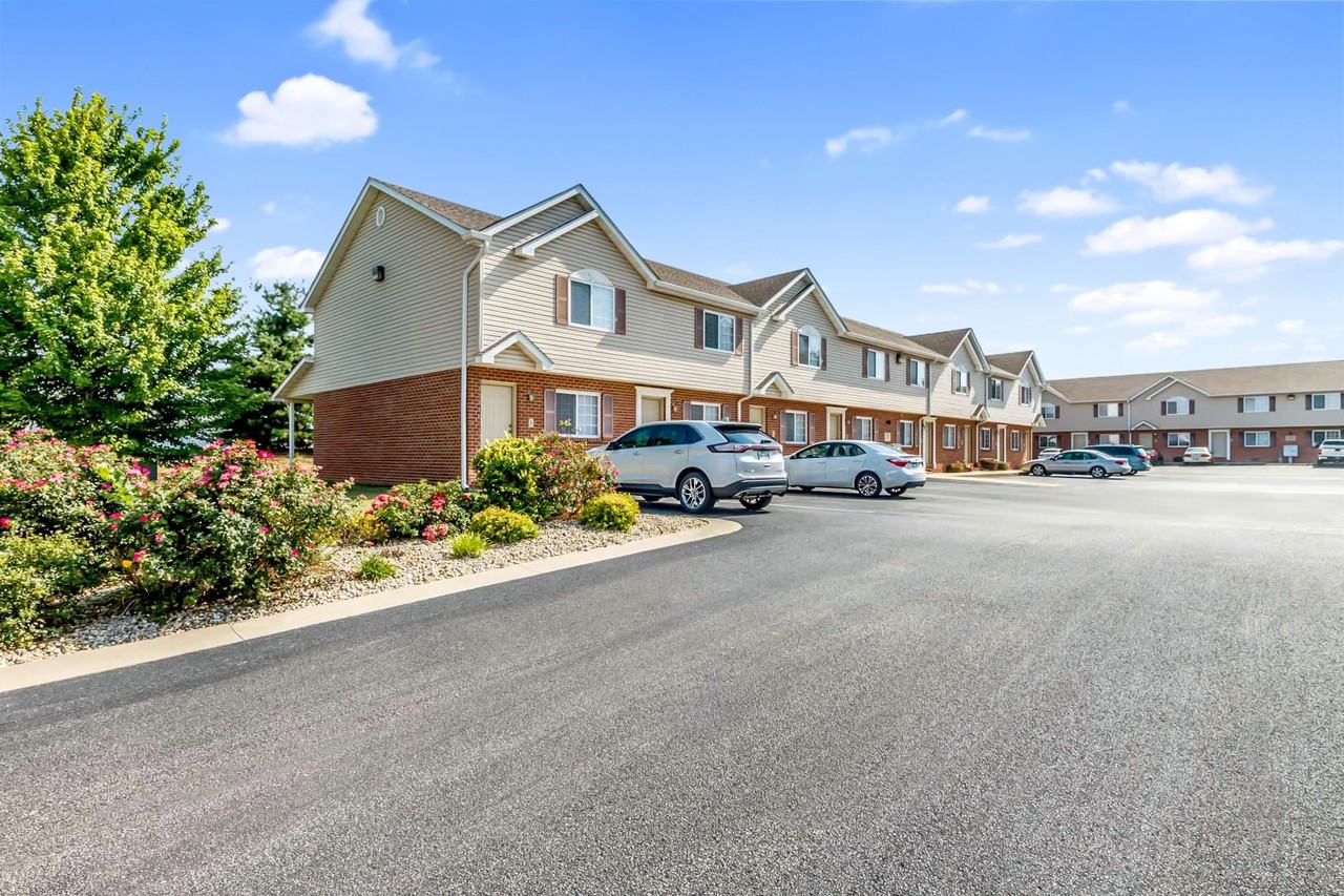 The Townes at Fountain View - Photo 2 of 68