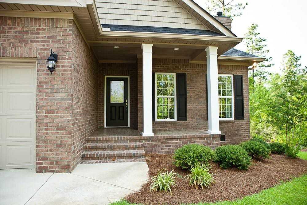 2287 Waterbridge Ln - Photo 2 of 11