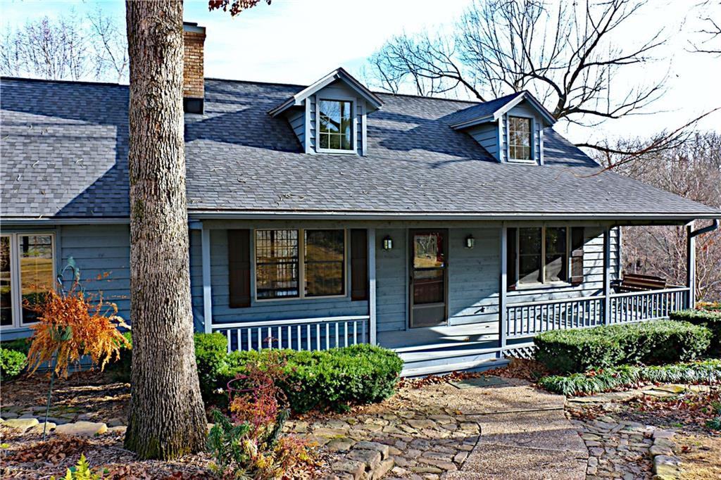 81 Rivercliff Rd - Photo 3 of 30