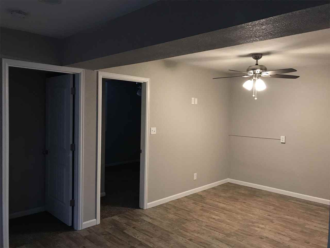 1325 10th Ave - Photo 5 of 11