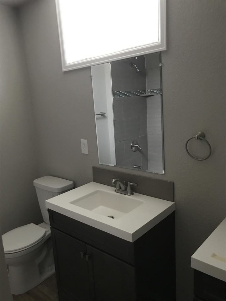 1325 10th Ave - Photo 6 of 11